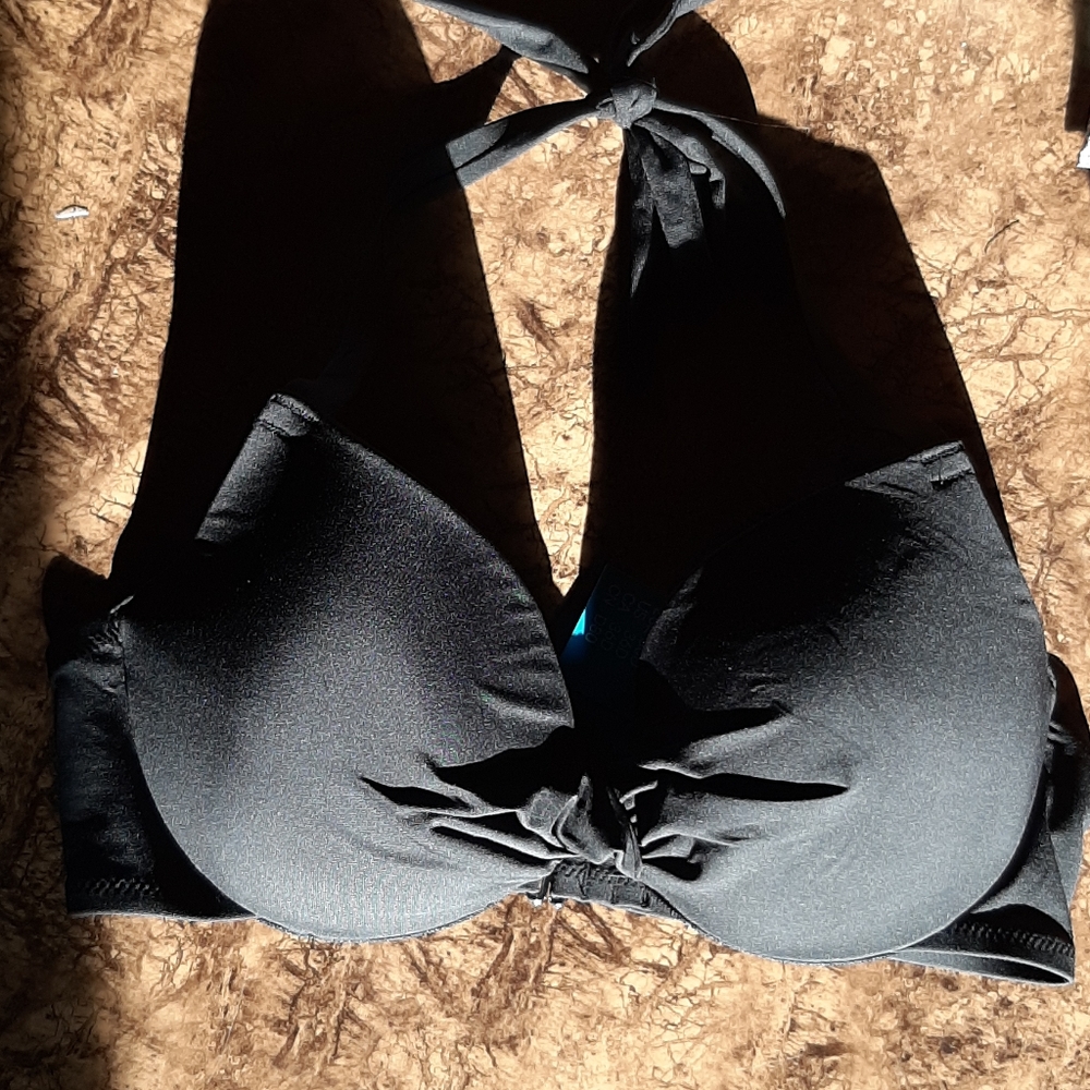 36D swim top